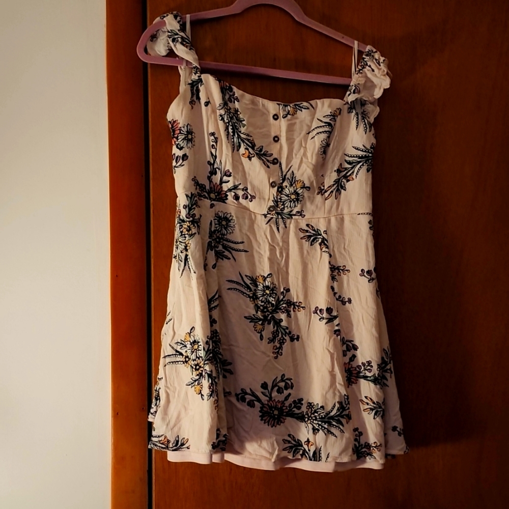 Light pink floral mini dress